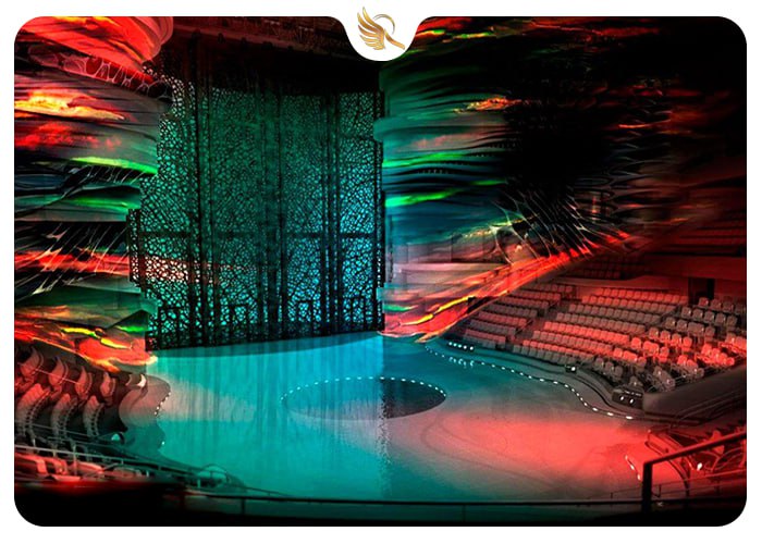 سالن کامل لاپرل دبی با نورهای رنگارنگ